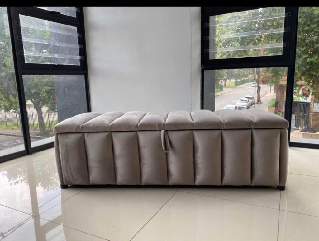 XL blanket box