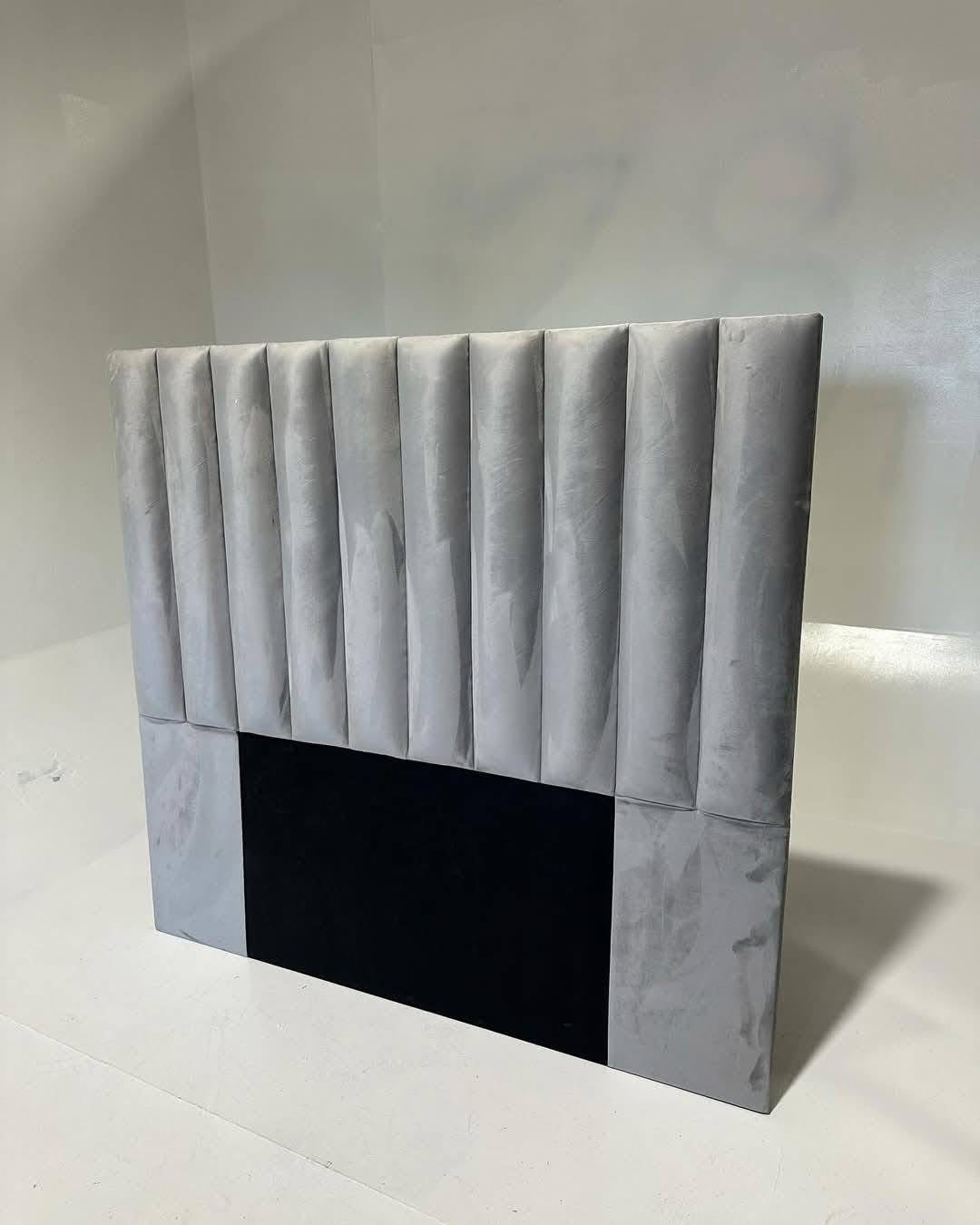 Wingless panel headboard
