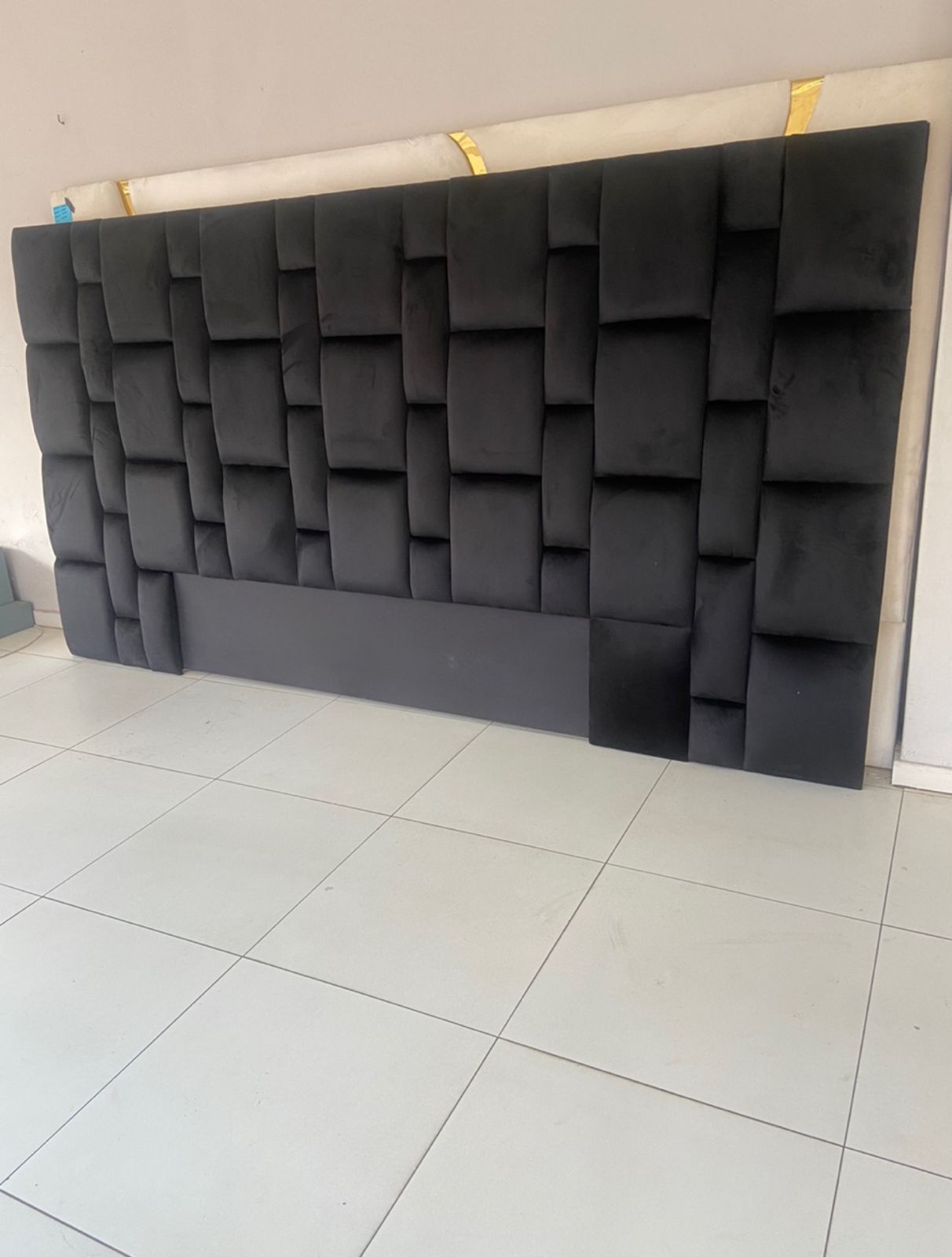 Extra length chain design headboard