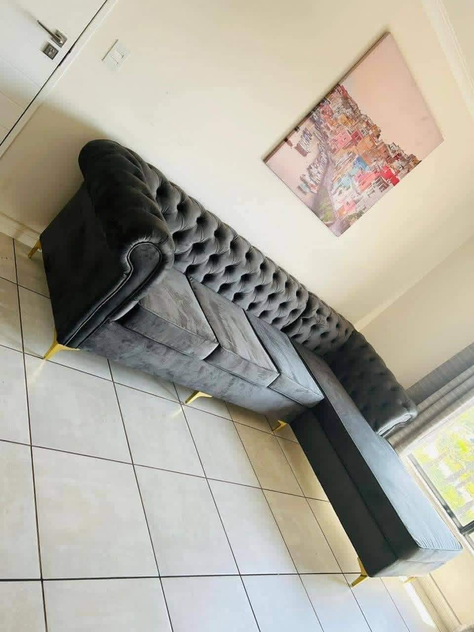3 seater L shape chesterfield couch