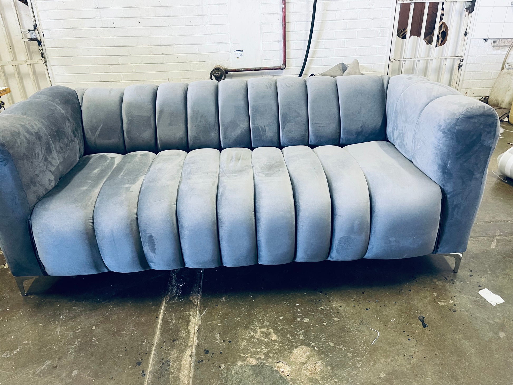 3 seater panel couch