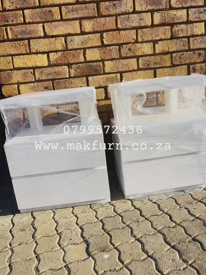 Happy side bed pedestals